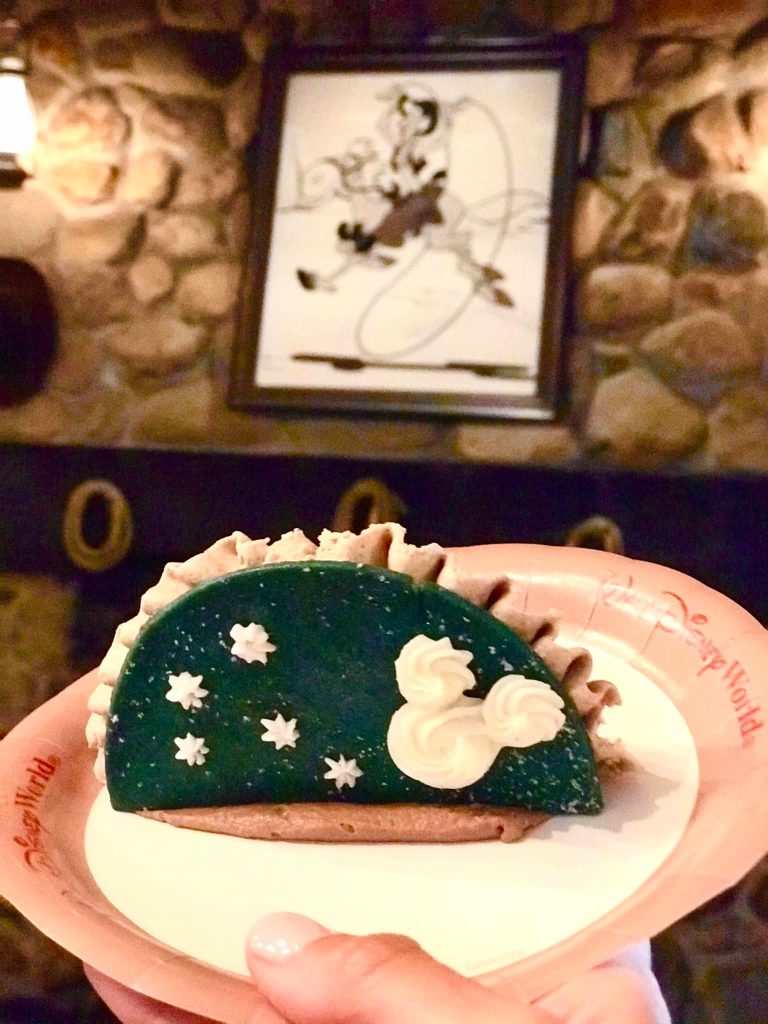 Holiday Dessert at Walt Disney World